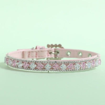collier chiot princesse strass roses