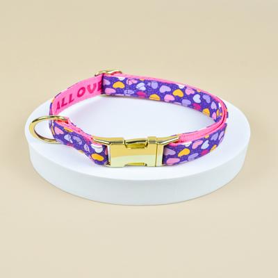 collier chiot Bella motif coeur mauve
