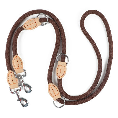 laisse double pour chien marron deroulee